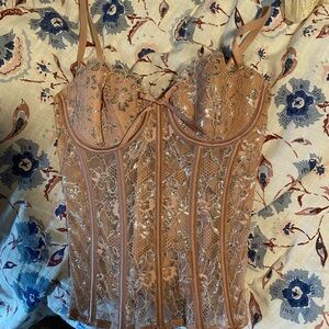 Brand new victoria’s secret pink corset, size S. never worn